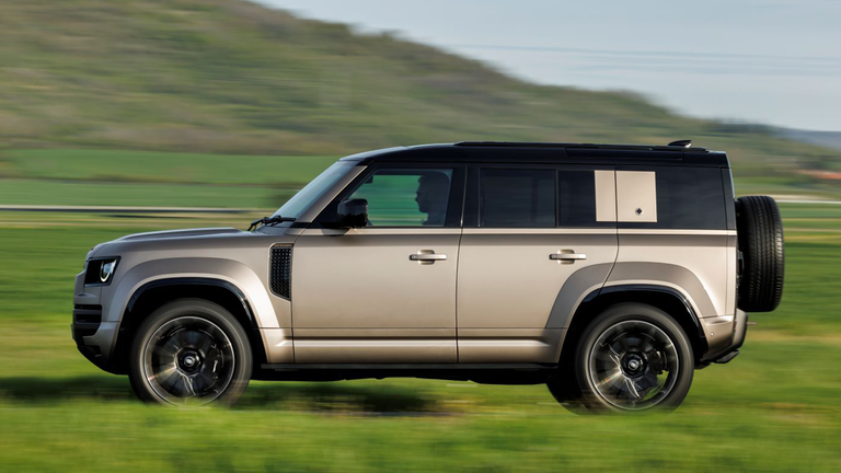 2026-Land-Rover-Defender