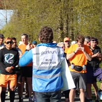 Runners at Matsqui Trail Regional parkrun