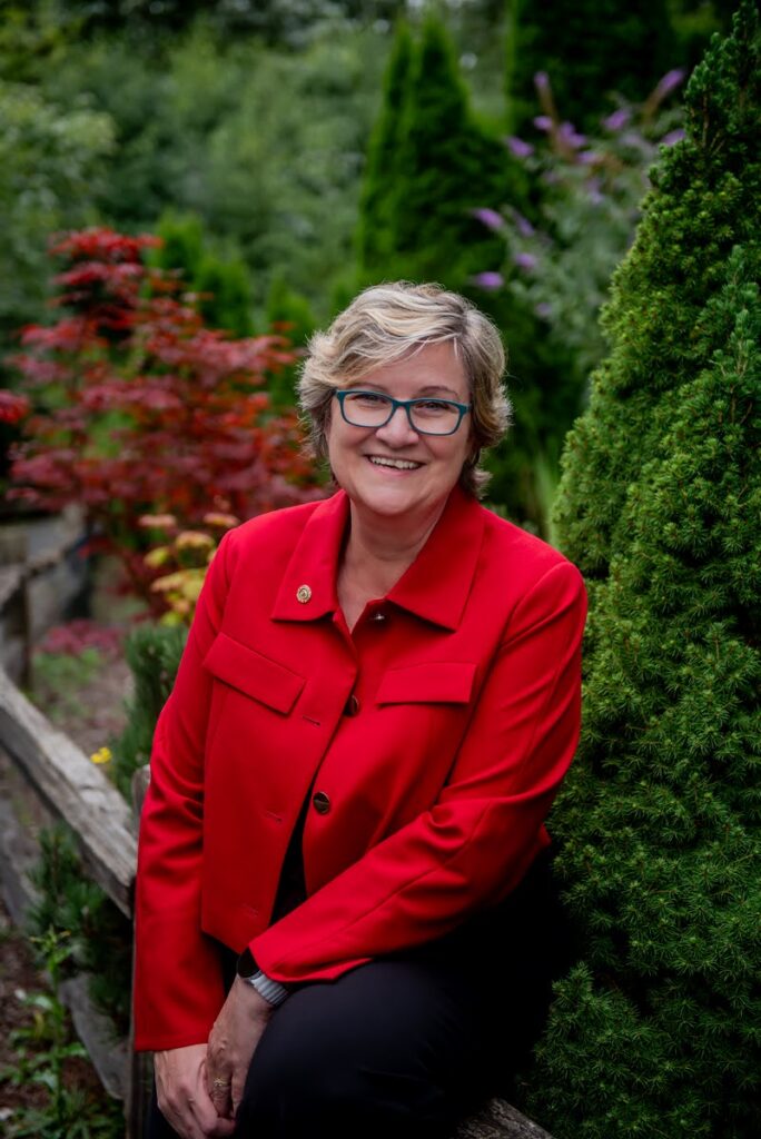 Doris Woodman-McMillan