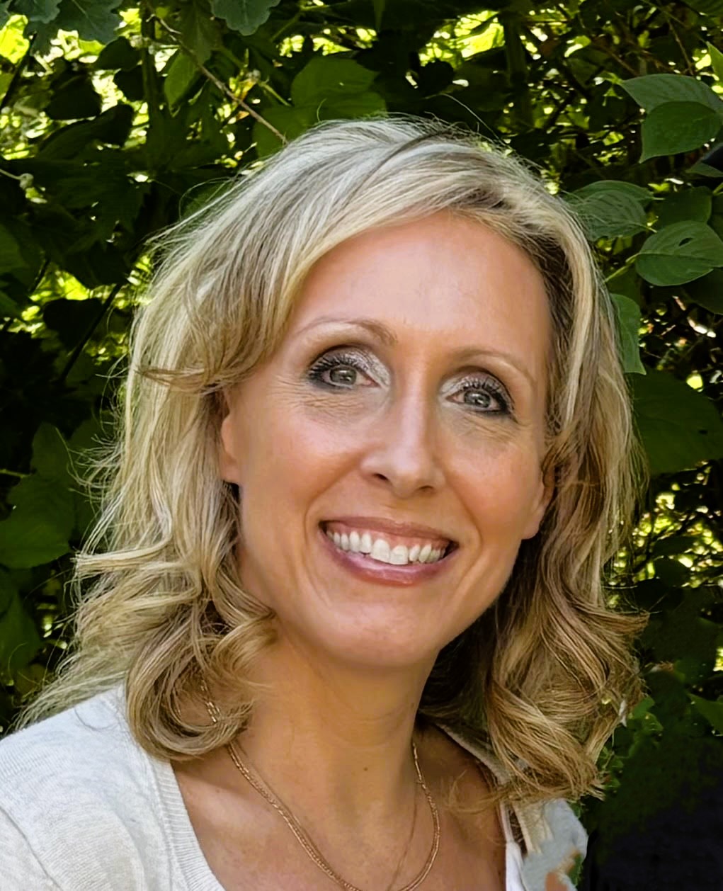 Tanya Coghill announces candidacy for Abbotsford School Trustee